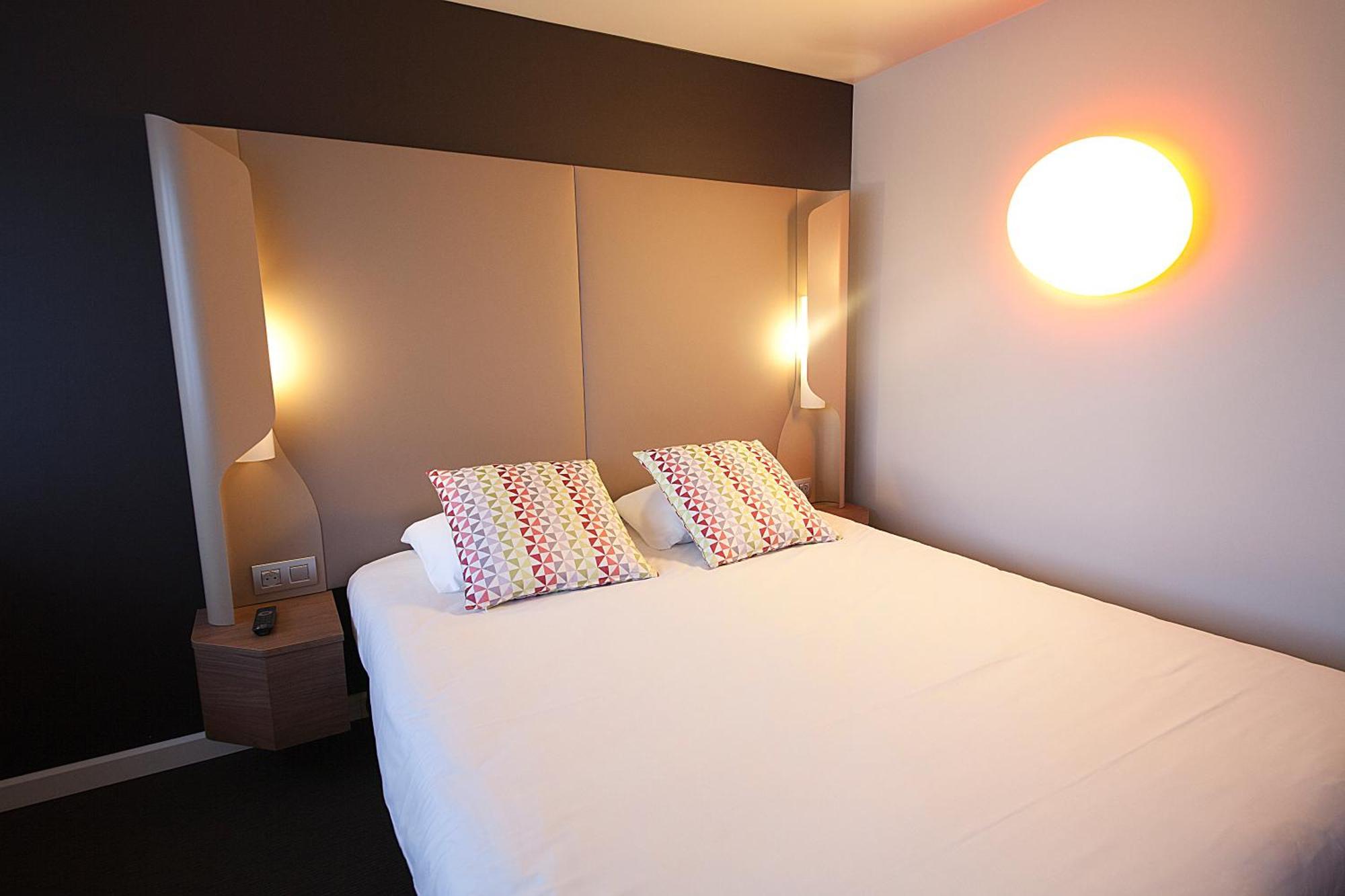 Campanile Clermont-Ferrand ~ Aubiere Otel Dış mekan fotoğraf