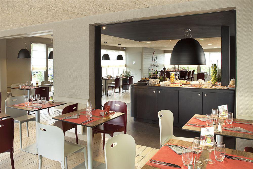 Campanile Clermont-Ferrand ~ Aubiere Otel Restoran fotoğraf